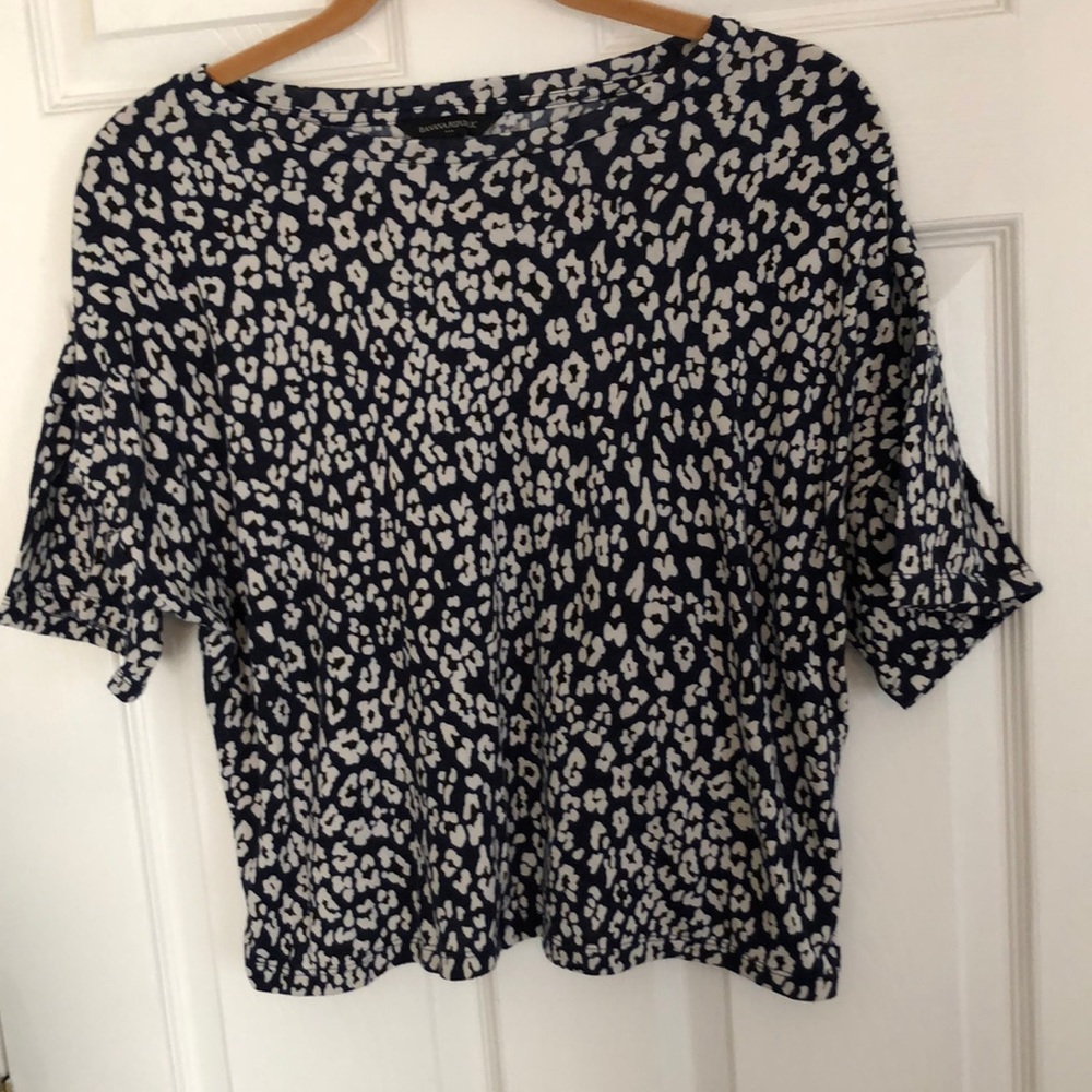Women’s shirt